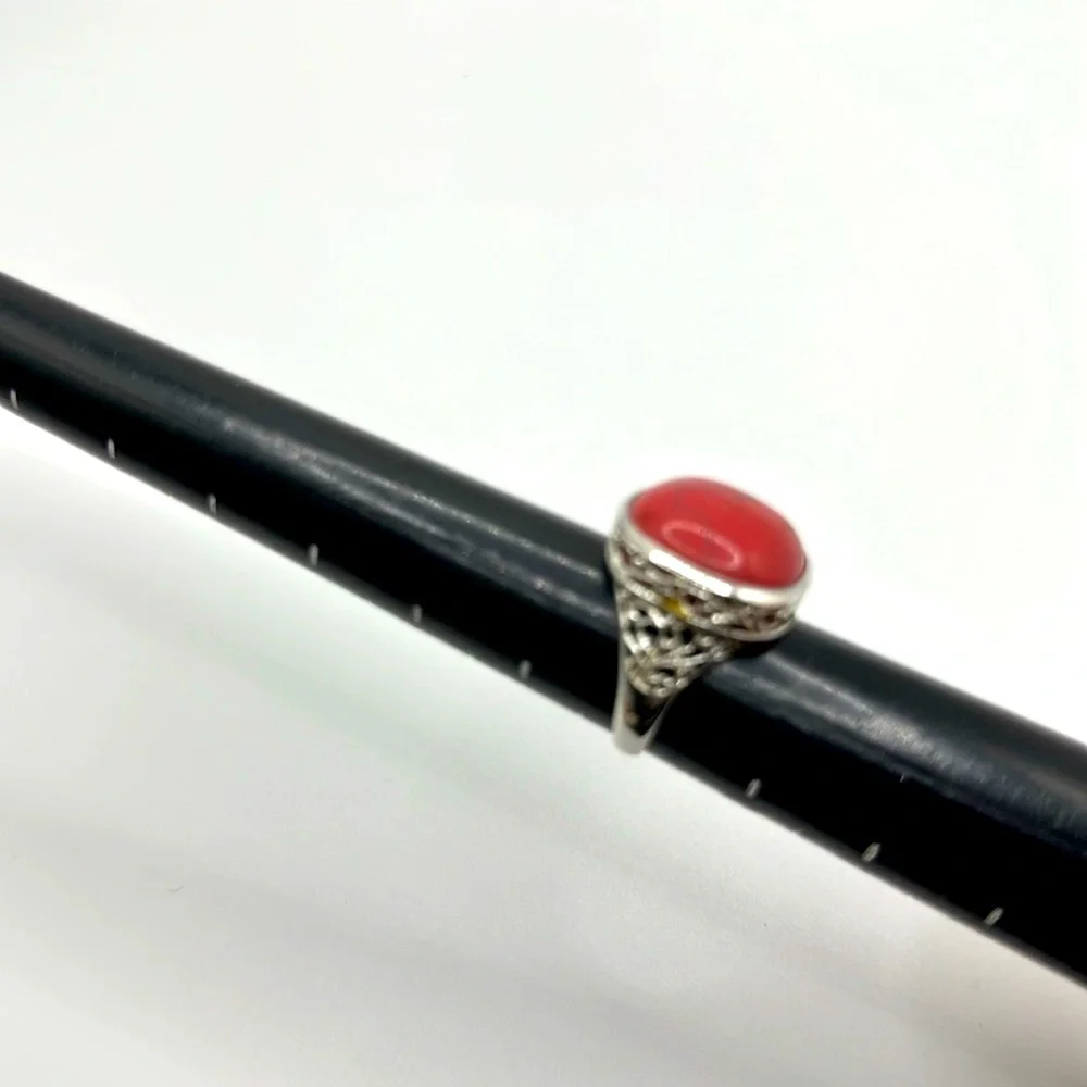 Elegant 925 Sterling silver ring real stone